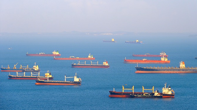 ​Vat olie op containerschip in Straat van Hormuz helaas over de datum